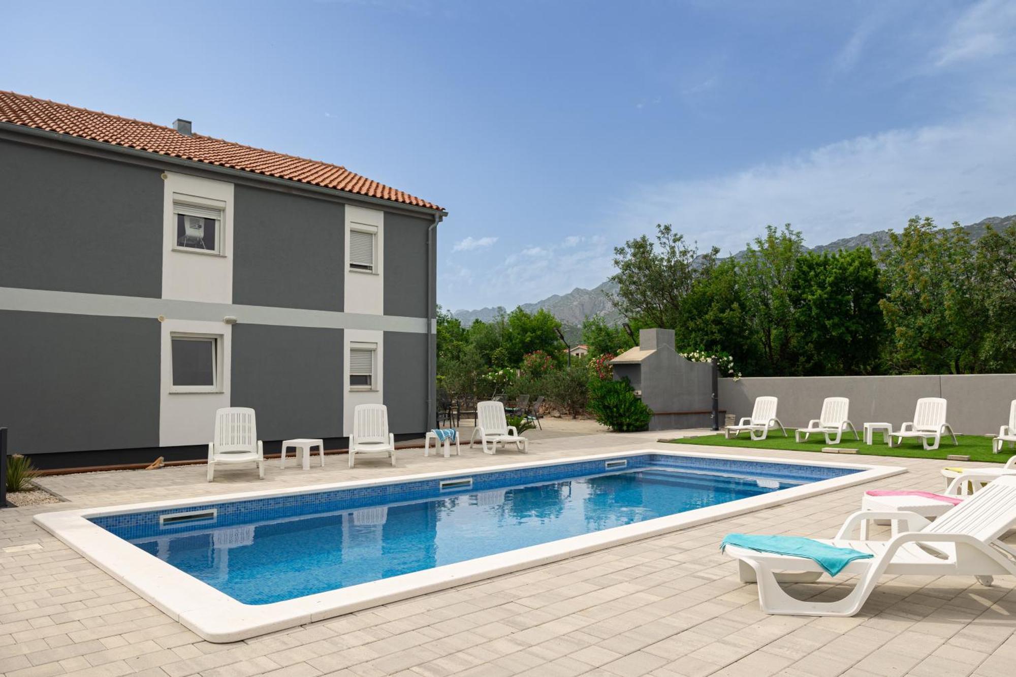 Apartments Zanic With Private Swimming Pool And Sea View สตารีกราด-ปาเคลนีซา ภายนอก รูปภาพ